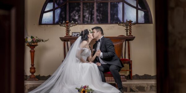 Mass Image Compressor Compressed this image. https://sourceforge.net/projects/icompress/ with Quality:80